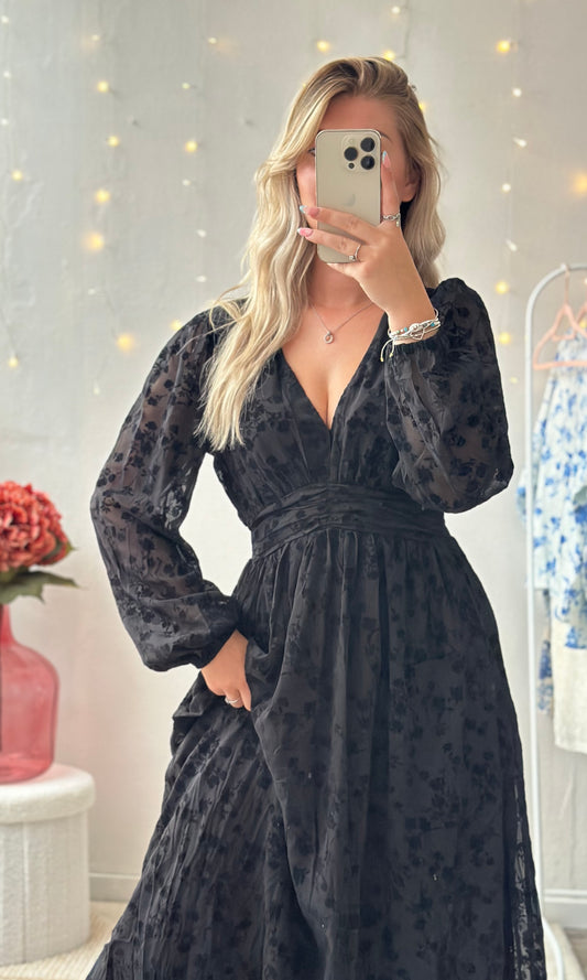 Robe longue noire MERCREDI