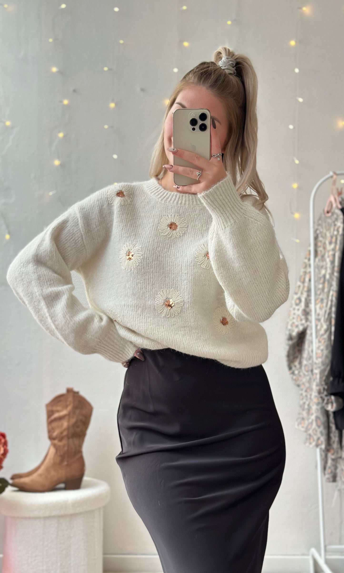 Pull blanc fleurs CAPUCINE