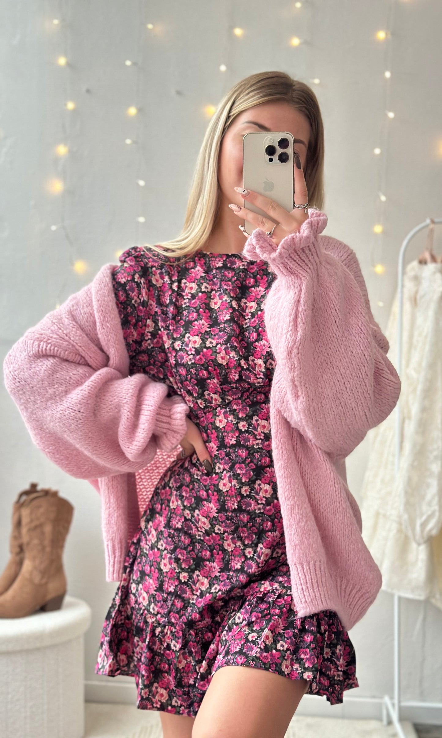 Robe rose et noire LOVELY