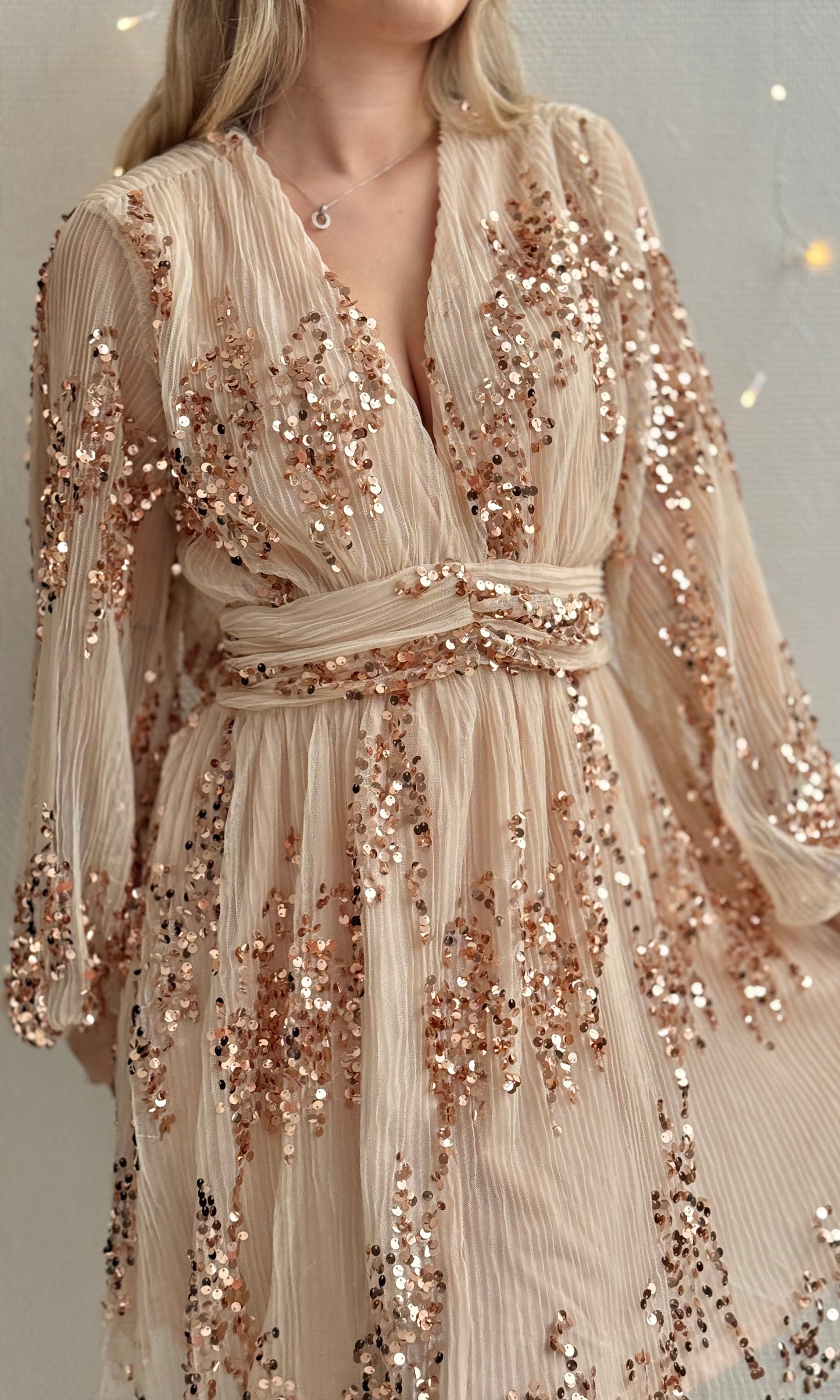 Robe beige à sequins TINSEL