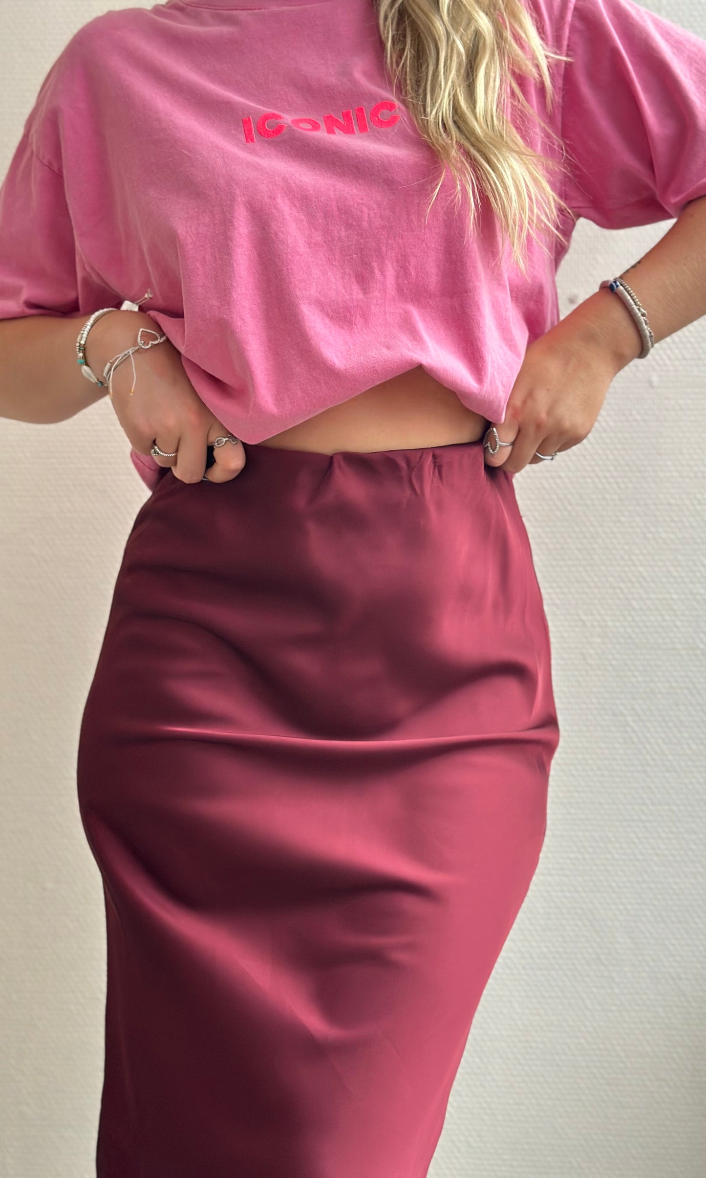 Jupe en satin BURGUNDY