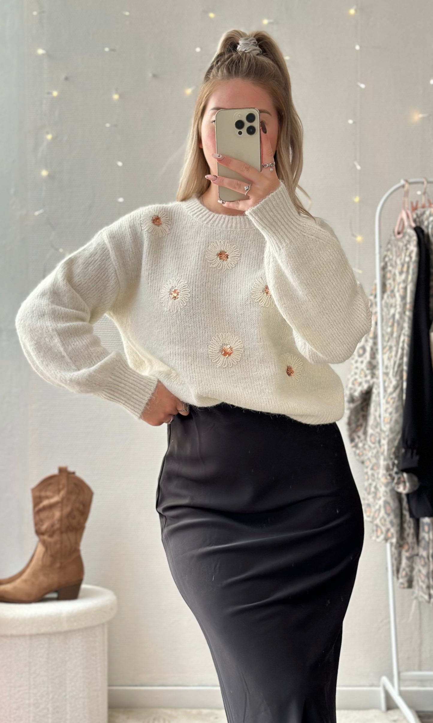 Pull blanc fleurs CAPUCINE