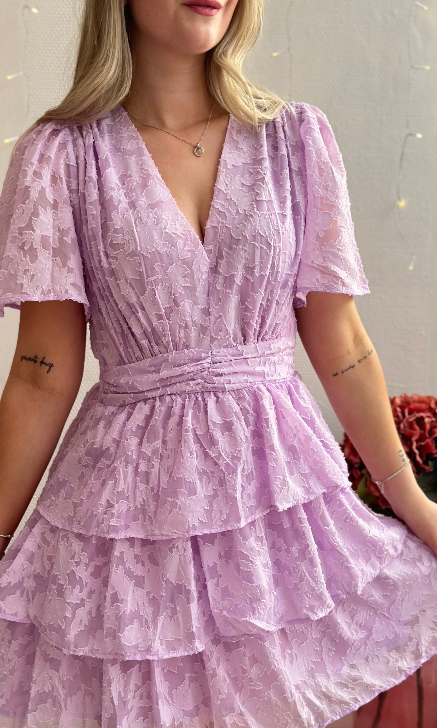 Robe en dentelle lilas LYNN